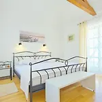 Luxury With A Swimming Pool Liznjan, Medulin - 16329 Villa *